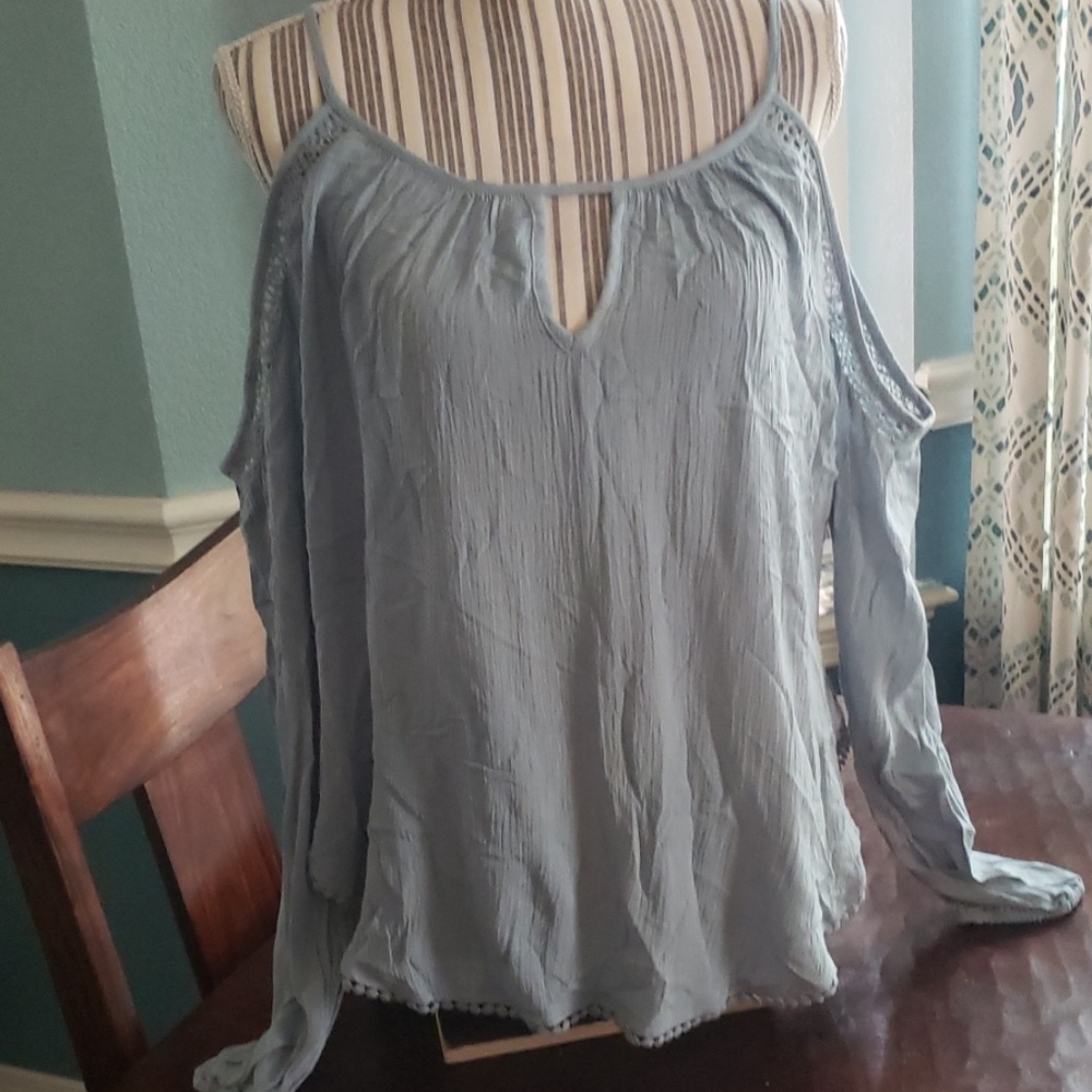 Aeropostale women's blouse sz. M - Picture 2 of 7